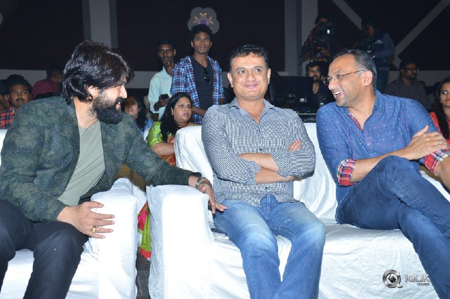 KGF-Movie-Pre-Release-Function-Photos